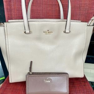 Kate Spade purse and wallet set